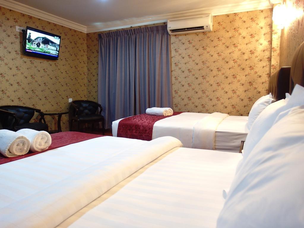 Classic Kinabalu Hotel Кота-Кінабалу Екстер'єр фото